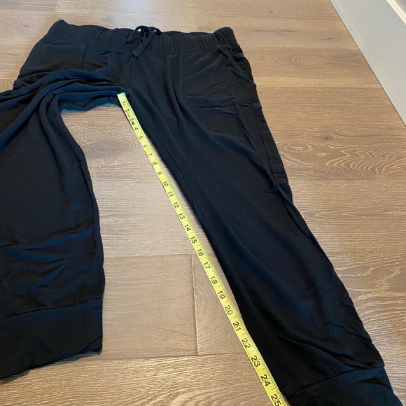 •Isabel Maternity Joggers• - Picture 3 of 5